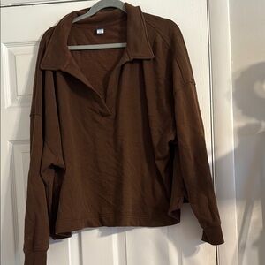 Brown Pullover Sweatshirt